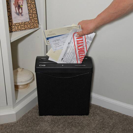 Royal® CX8 Crosscut Shredder